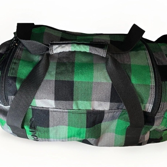 Dakine Medium Duffle Bag Green Plaid Side Pockets Versatile Backpack Travel - Picture 3 of 14